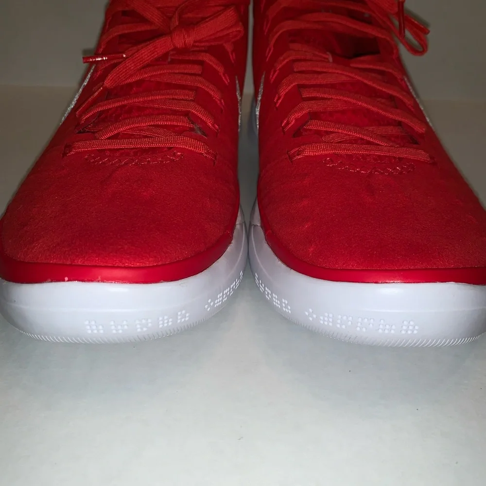NIKE Kobe Red A.D. Mid Basketball - Picture 2 of 6